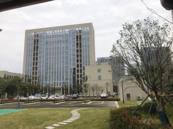 深圳知名法律顧問來講講公司法定代表人被限制出境如何解除