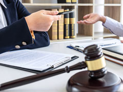 <b>深圳勞動律師解析：勞動合同簽訂的法律程序與形式要求</b>
